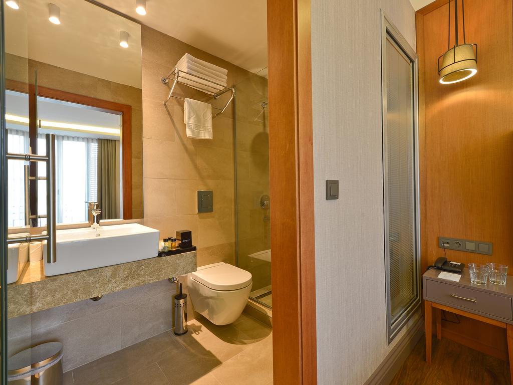 Blueway Hotel City Стамбул Экстерьер фото
